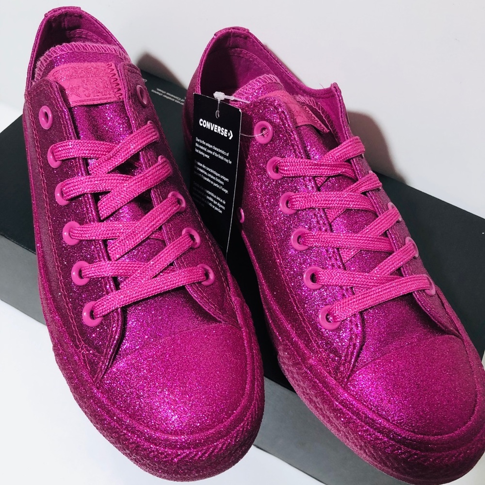 Converse Ctas Low Top Fuchsia Red Glitter NWT - Picture 2 of 8